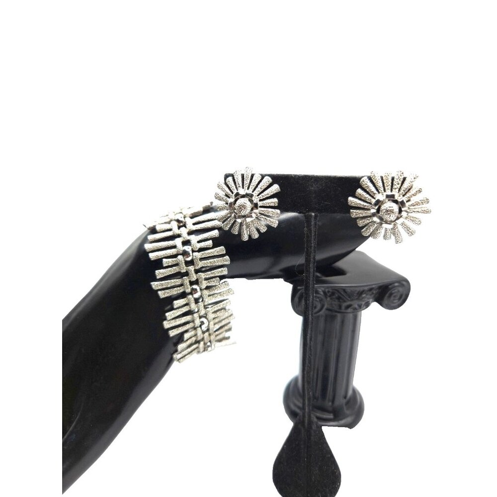 Rare Crown Trifari Brutalist Set Bracelet & Earrings Silvertone Signed 1960s